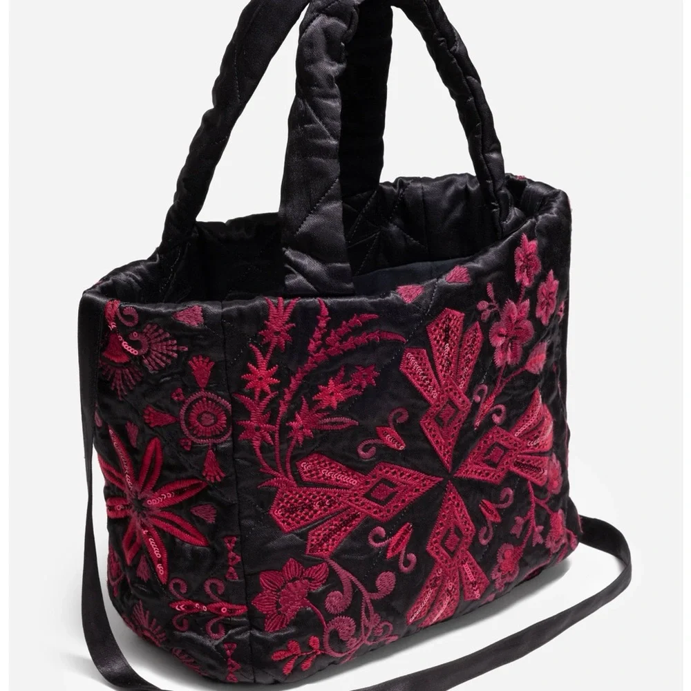 JOHNNY WAS QUILTED TOTE BAG - Picture 3 of 5